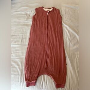 Kyte BABY 1.0 TOG sleep bag walker. Size: Large. Color: dusty rose.